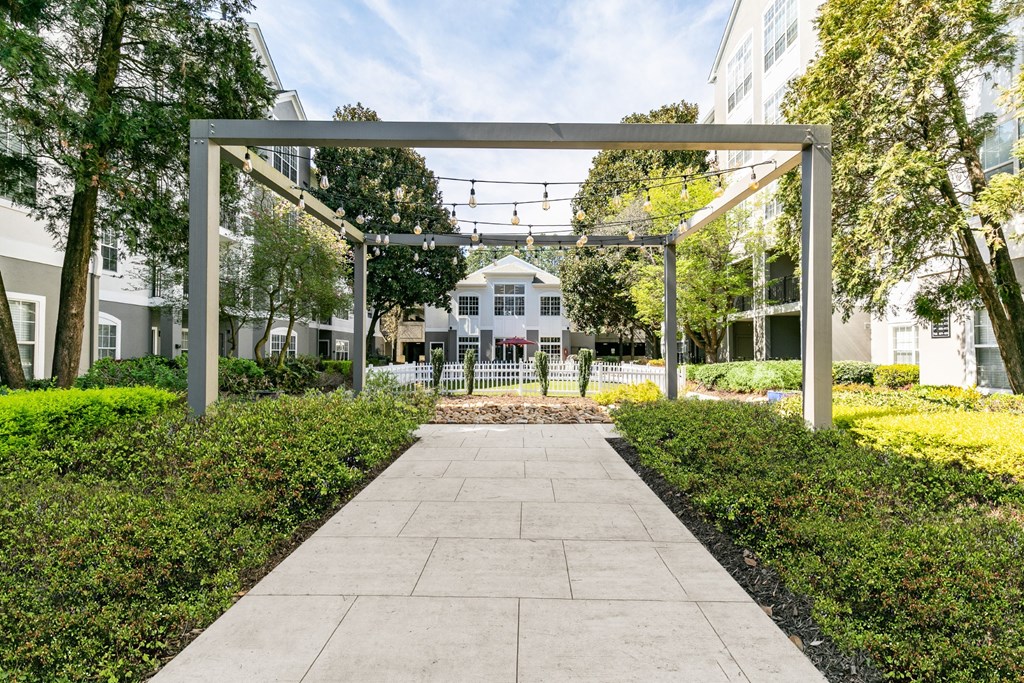 Willowest In Lindbergh Apartments, 485 Lindbergh Pl NE, Atlanta, GA